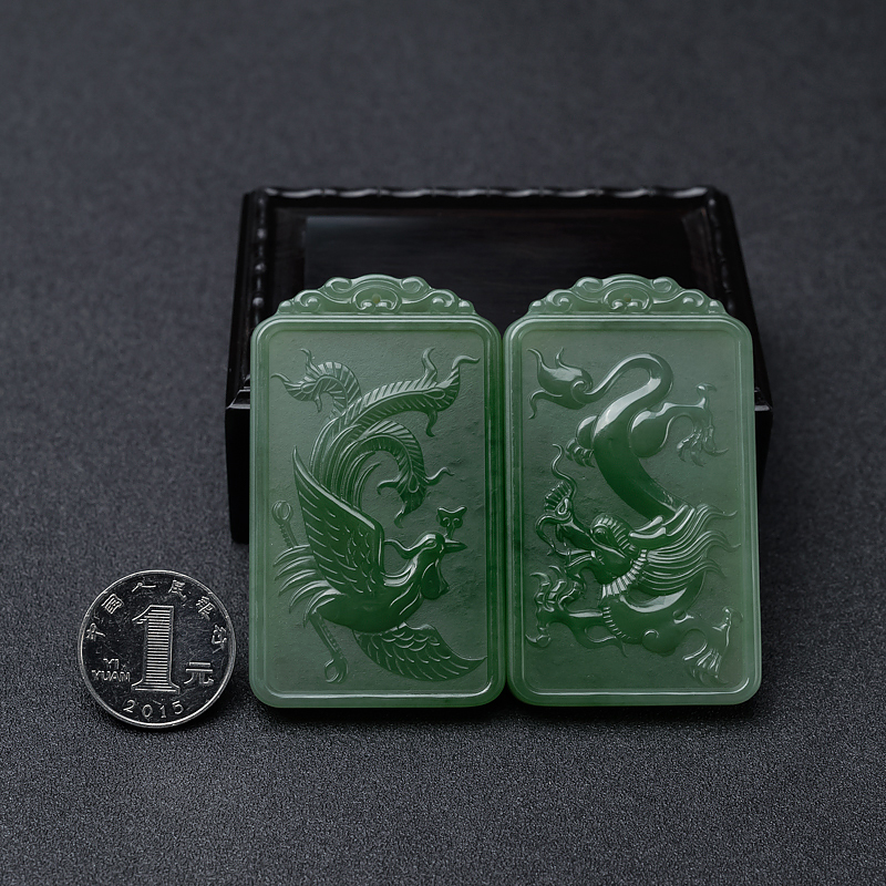 天然和田青玉龙凤呈祥吊坠-红掌柜