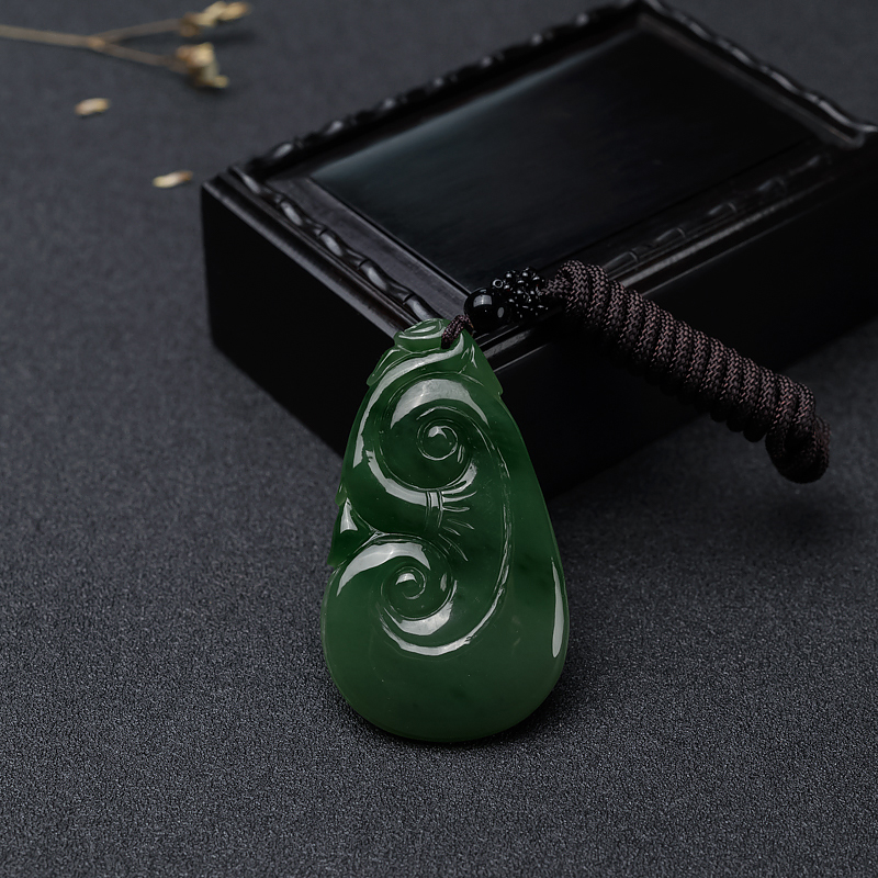 山料和田青玉如意吊坠-红掌柜