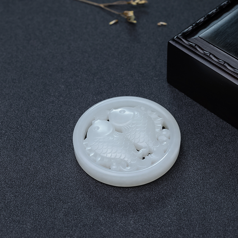 和田白玉吊坠-红掌柜