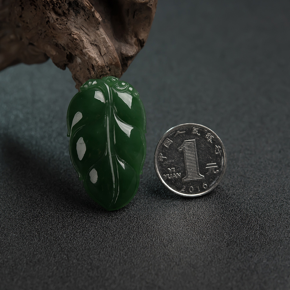 和田碧玉叶子吊坠-红掌柜