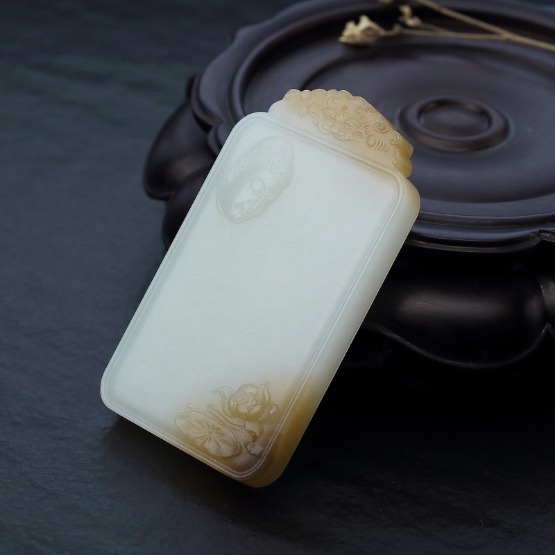 山料俏色和田玉大日如来吊坠-红掌柜