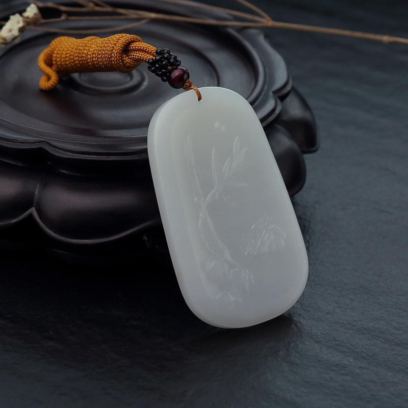 天然和田白玉富贵竹牌吊坠-红掌柜