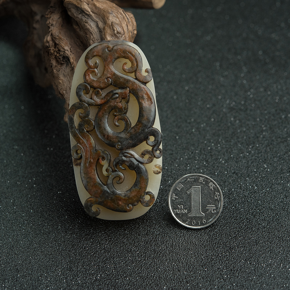 俄料和田玉龙凤呈祥手把件-红掌柜