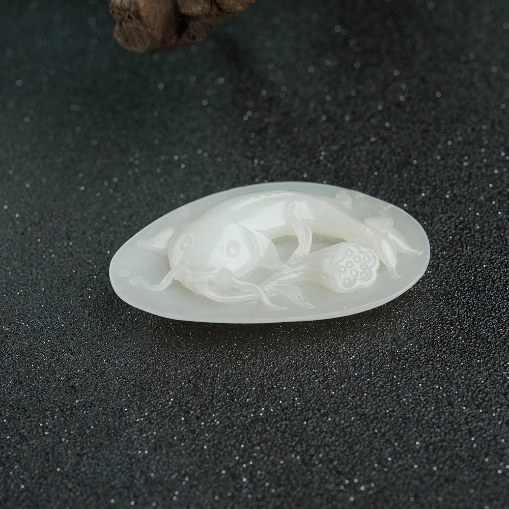 天然和田白玉连年有余吊坠-红掌柜