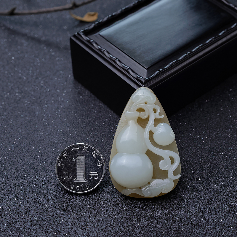 俏色和田玉葫芦-红掌柜