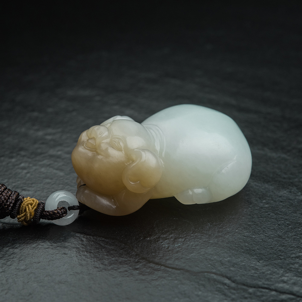 俄罗斯和田玉亥猪吊坠-红掌柜