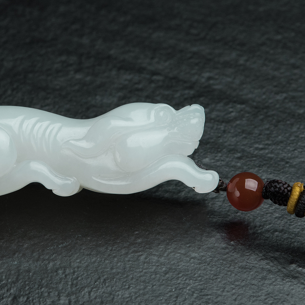 俄罗斯和田玉旺财吊坠-红掌柜