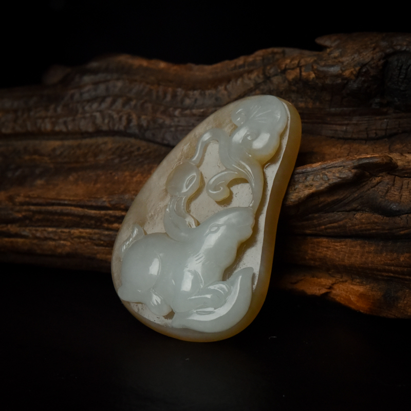 山料和田玉灵兔献瑞吊坠-红掌柜