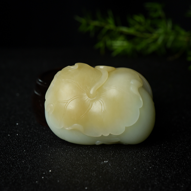 和田玉和和美美手把件-红掌柜