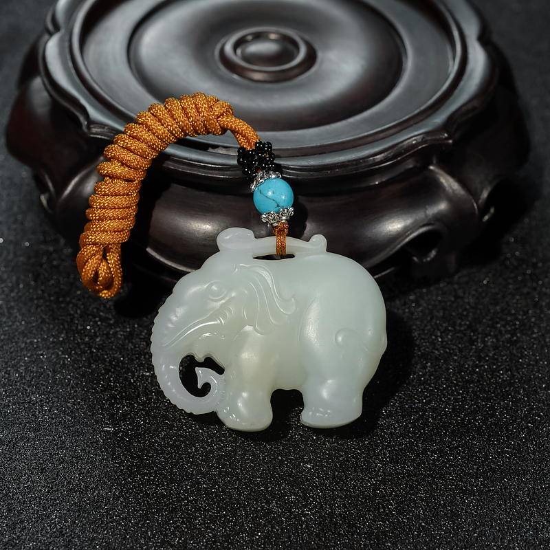 天然山料和田青白玉大象吊坠-红掌柜