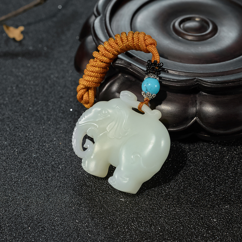 山料和田青白玉大象吊坠-红掌柜