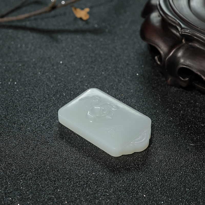 和田青白玉蝶恋花吊坠-红掌柜