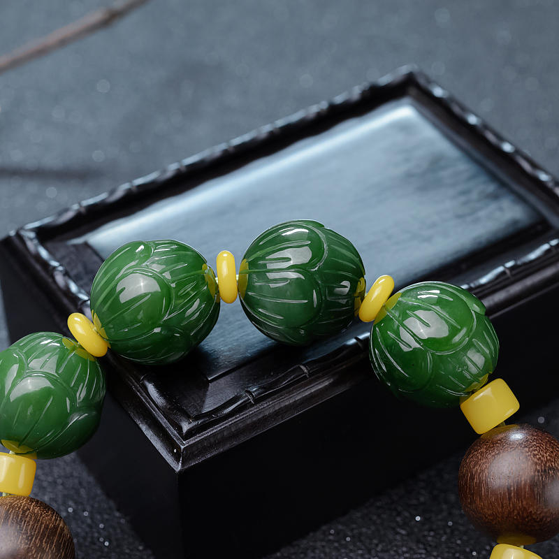 和田碧玉莲花珠手串-红掌柜