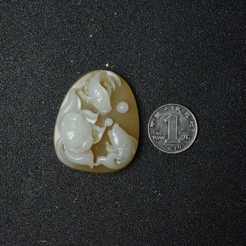 和田玉吊坠-红掌柜