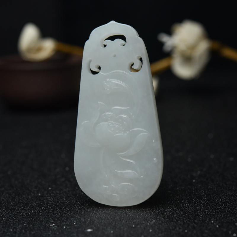 山料天然和田白玉莲花牌吊坠-红掌柜