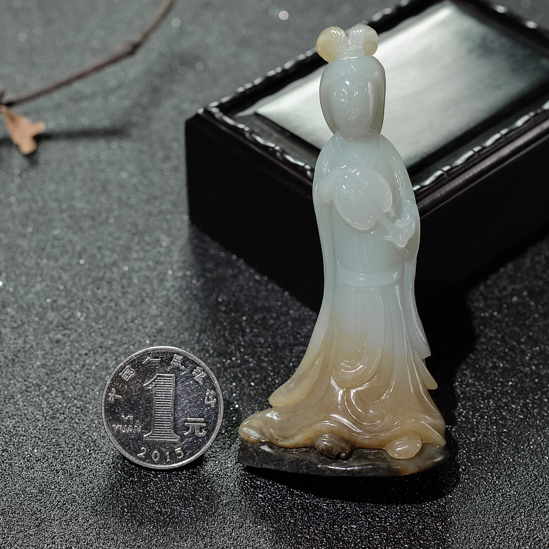俄罗斯天然和田玉仙女摆件-红掌柜