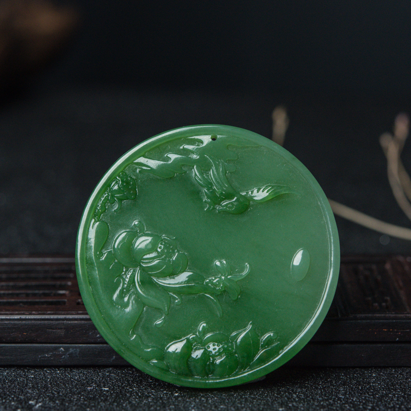 和田玉吊坠-红掌柜