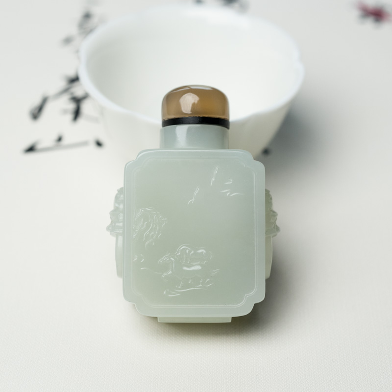 天然山料和田玉鼻烟壶-红掌柜