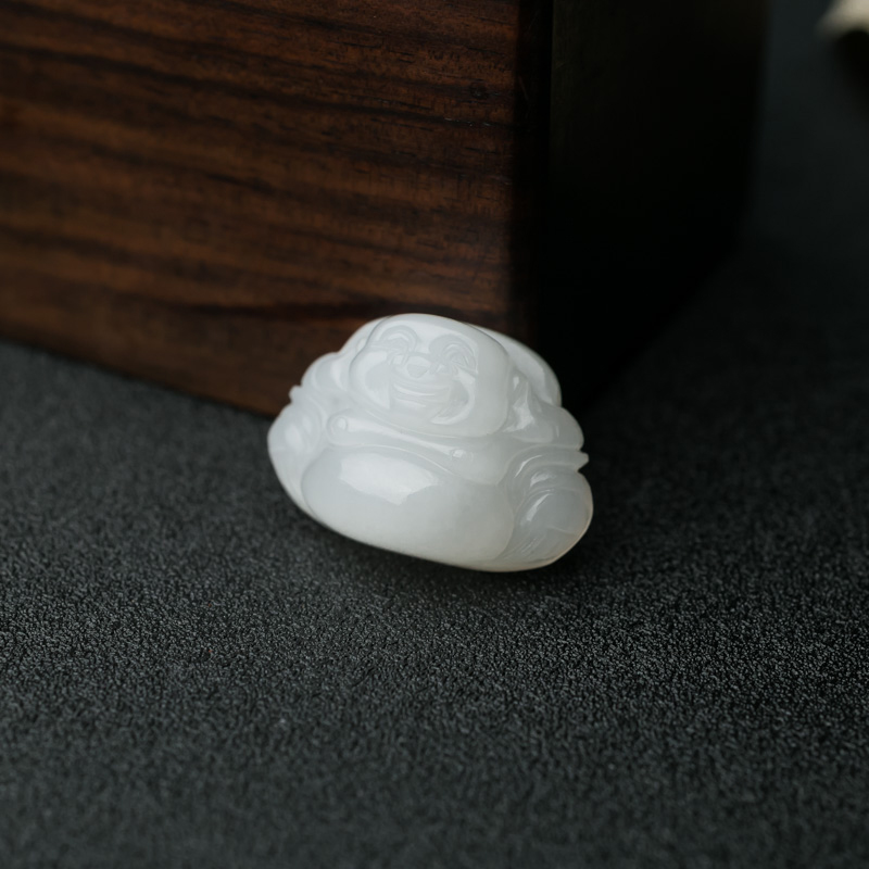 天然山料和田白玉弥勒佛吊坠-红掌柜