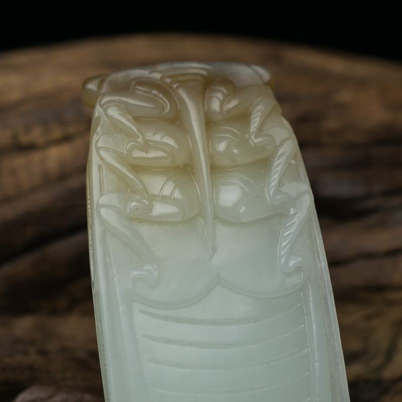 天然和田玉一鸣惊人吊坠-红掌柜