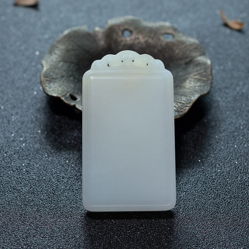 天然山料和田玉平安无事牌吊坠-红掌柜 