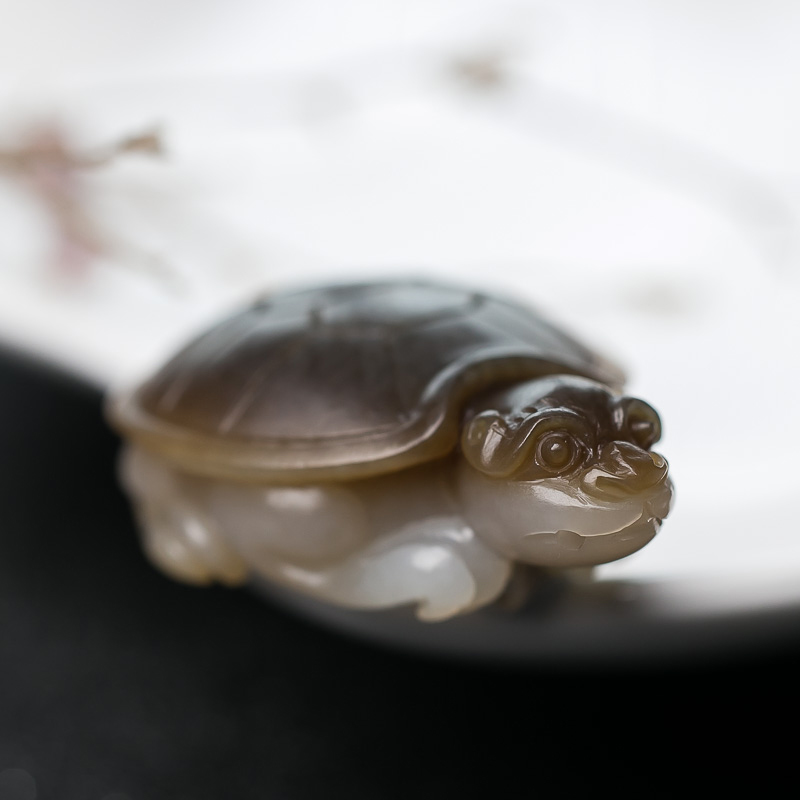 天然和田玉乌龟吊坠-红掌柜