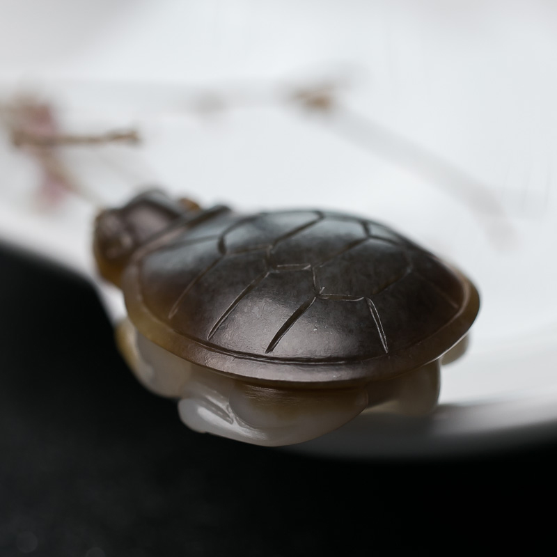 俄罗斯和田玉乌龟吊坠-红掌柜