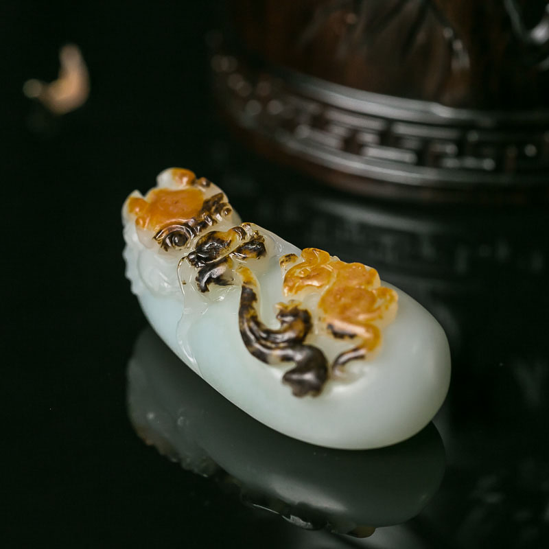 天然和田玉望子成龙吊坠-红掌柜