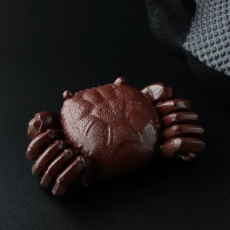 阿拉善天然玛瑙螃蟹摆件-红掌柜