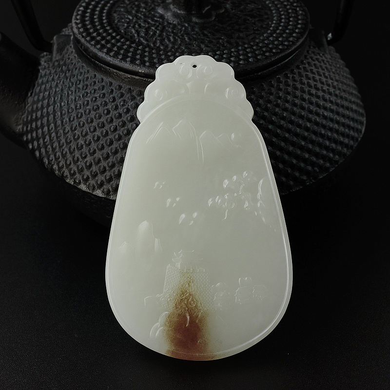 带糖色和田玉山水吊坠-红掌柜