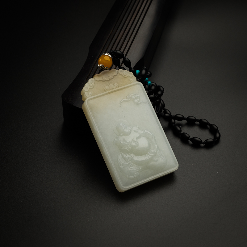 和田玉吊坠-红掌柜