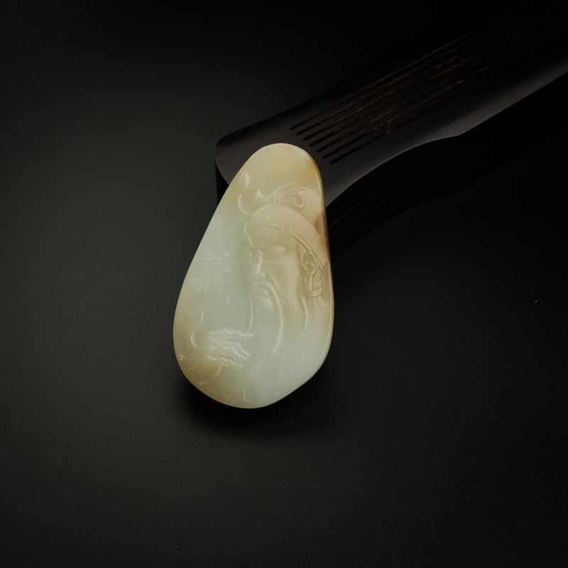 和田玉吊坠-红掌柜