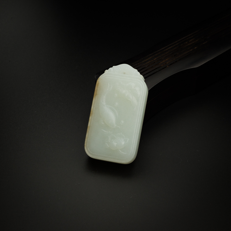 和田玉连吊坠-红掌柜