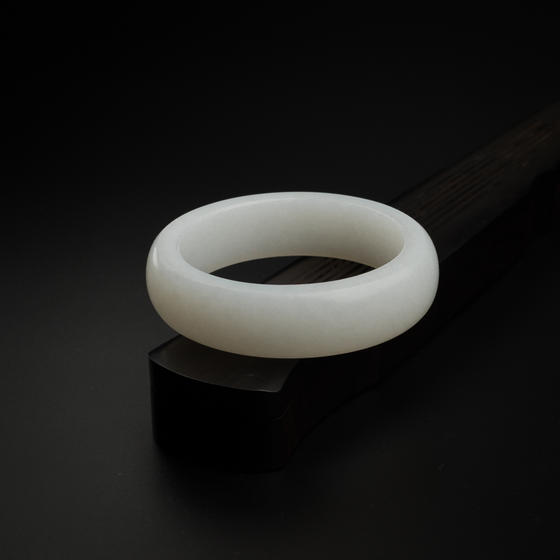 天然和田玉手镯-红掌柜