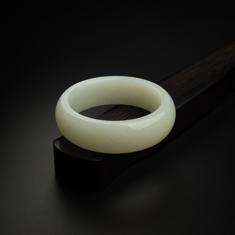 天然和田玉-红掌柜