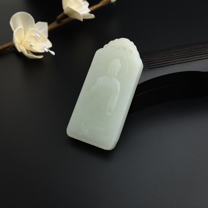 和田玉大日如来牌-红掌柜