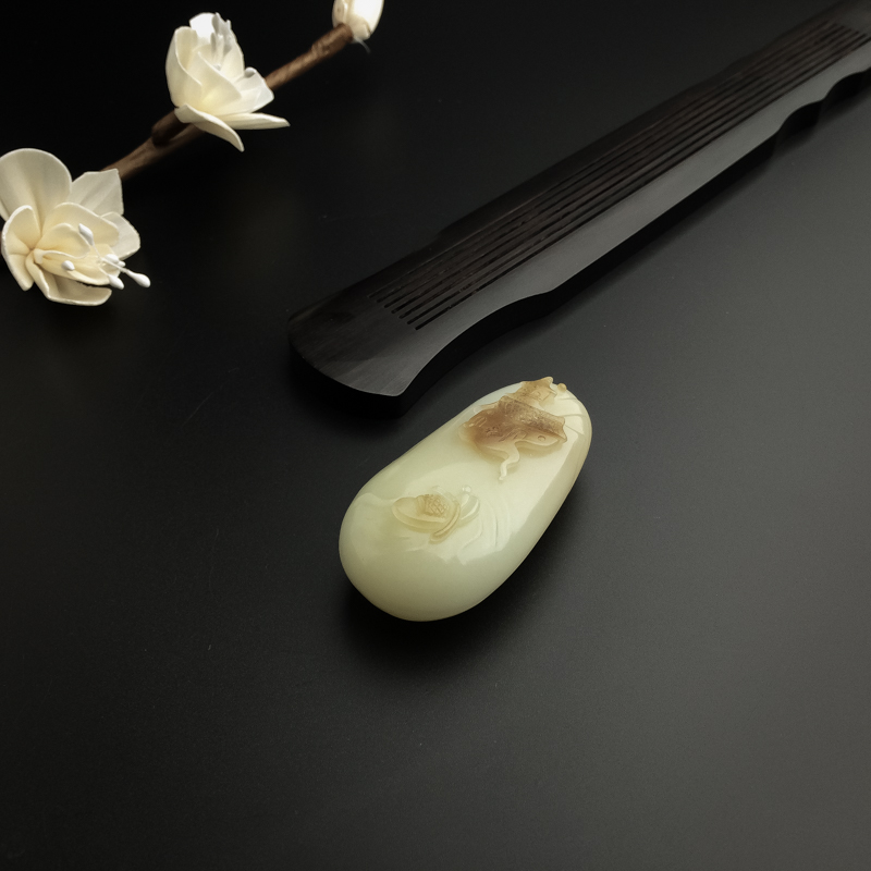 天然和田玉山水吊坠-红掌柜