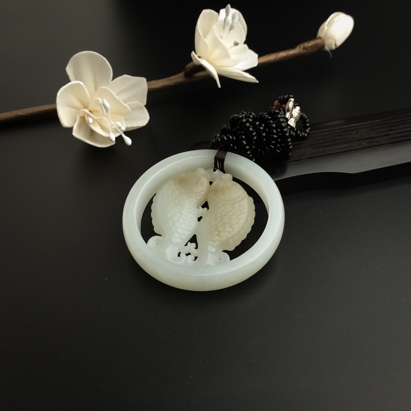 和田玉双鱼环挂坠-红掌柜