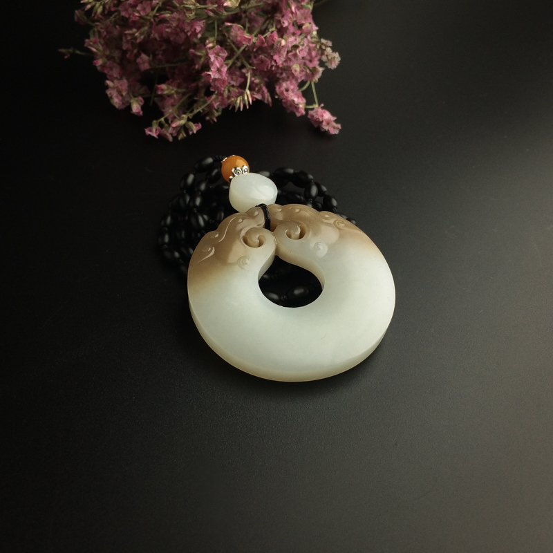 天然和田玉双龙扣吊坠 - 红掌柜