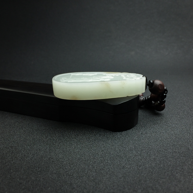 俄罗斯天然山料和田玉指日高升吊坠-红掌柜