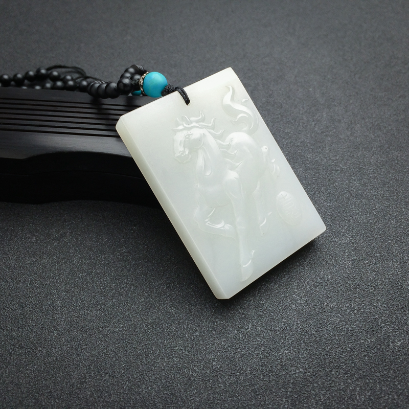 天然山料和田白玉马牌吊坠-红掌柜