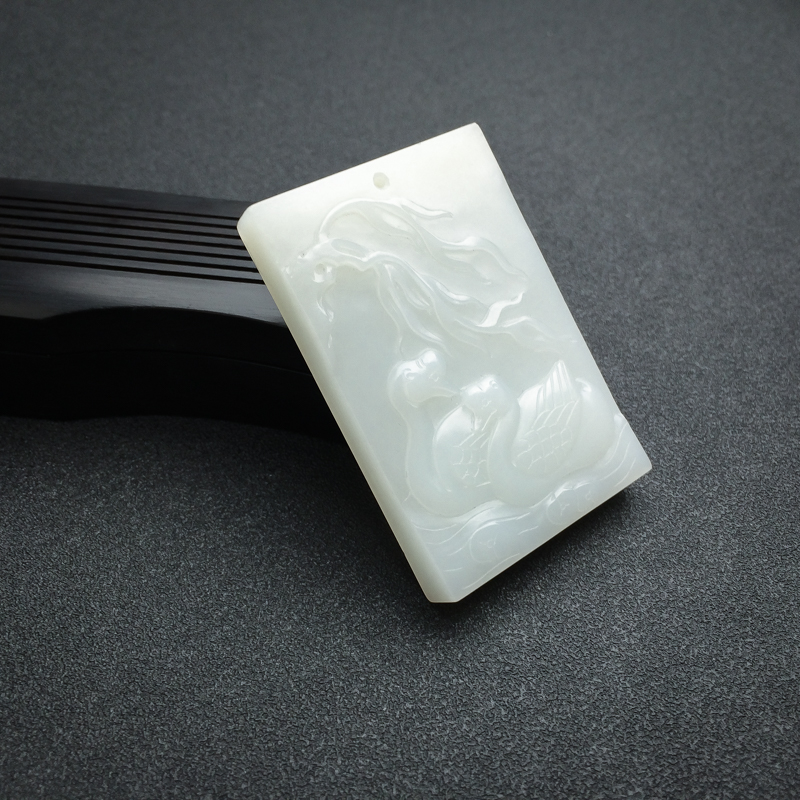 天然山料和田白玉鸳鸯方牌吊坠-红掌柜