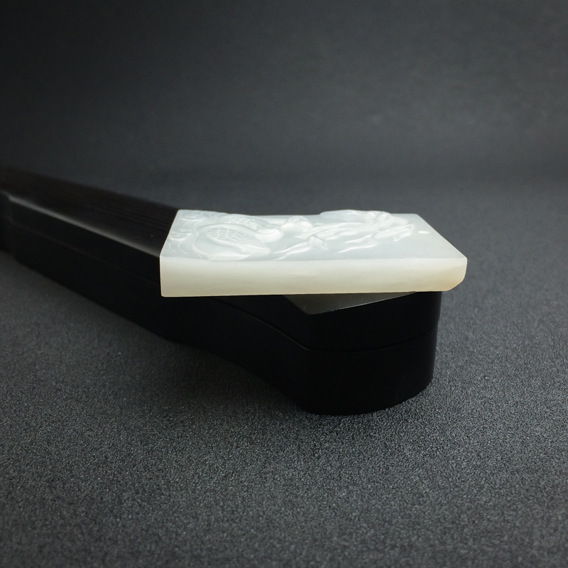 俄罗斯天然山料和田白玉吊坠-红掌柜