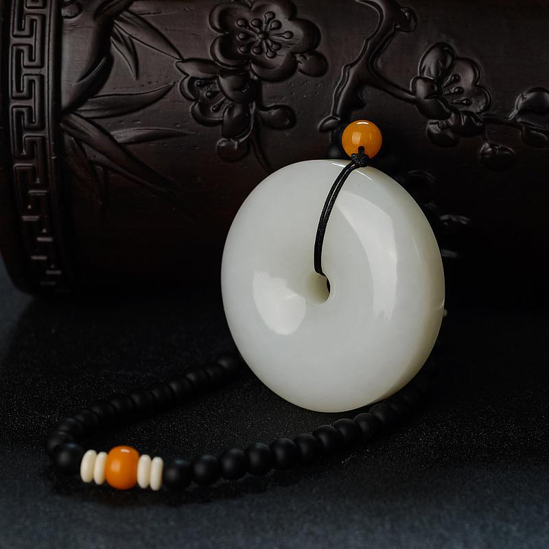 天然和田白玉平安扣手把件 - 红掌柜