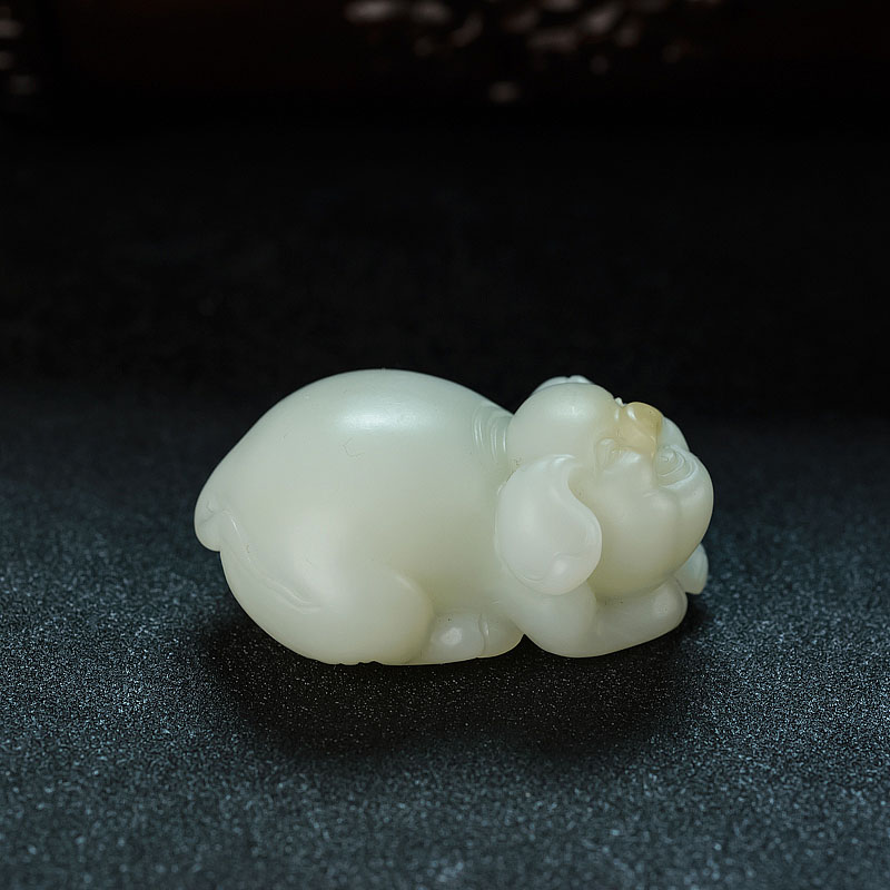 和田青白玉招财猪吊坠 - 红掌柜