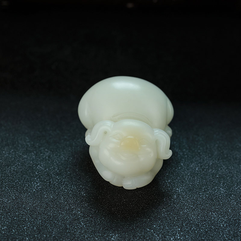 俄罗斯山料和田青白玉招财猪吊坠 - 红掌柜