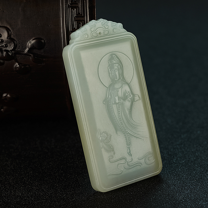 山料俏色和田玉观音吊坠 - 红掌柜