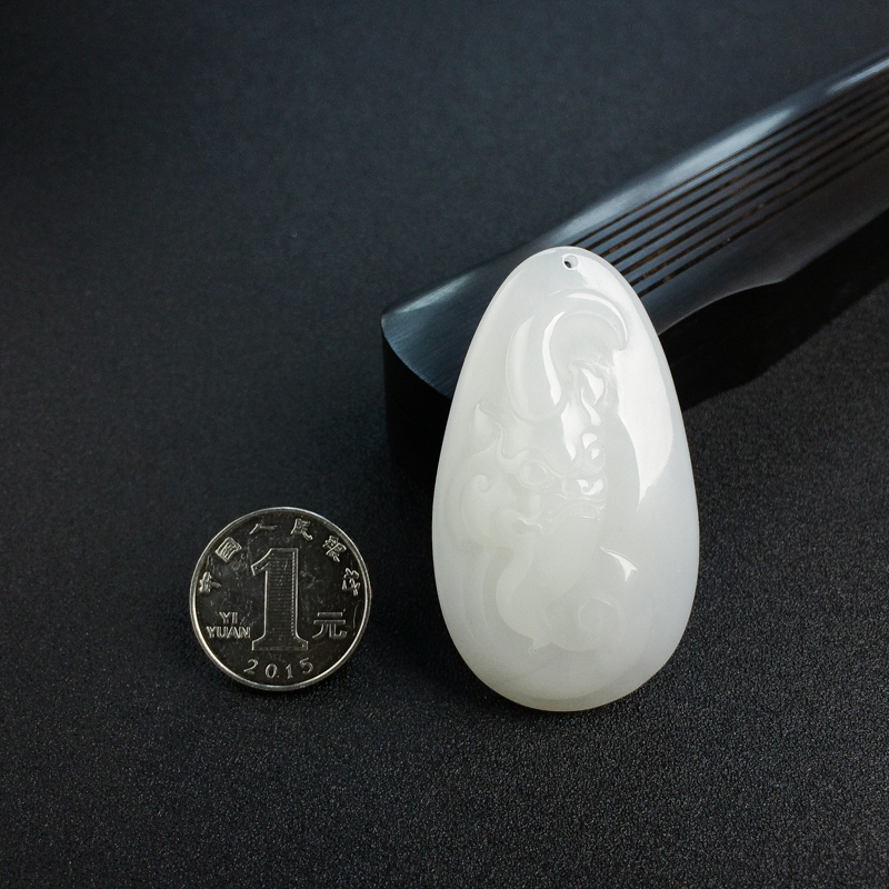 天然和田白玉兽面挂件 - 红掌柜