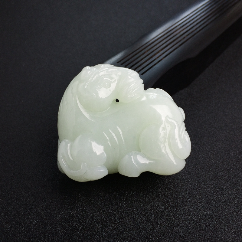 山料和田青白玉马上封侯手把件 - 红掌柜