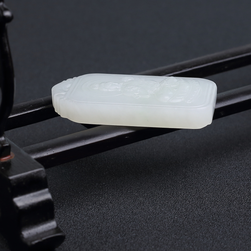 俄罗斯和田白玉菩萨吊坠 - 红掌柜